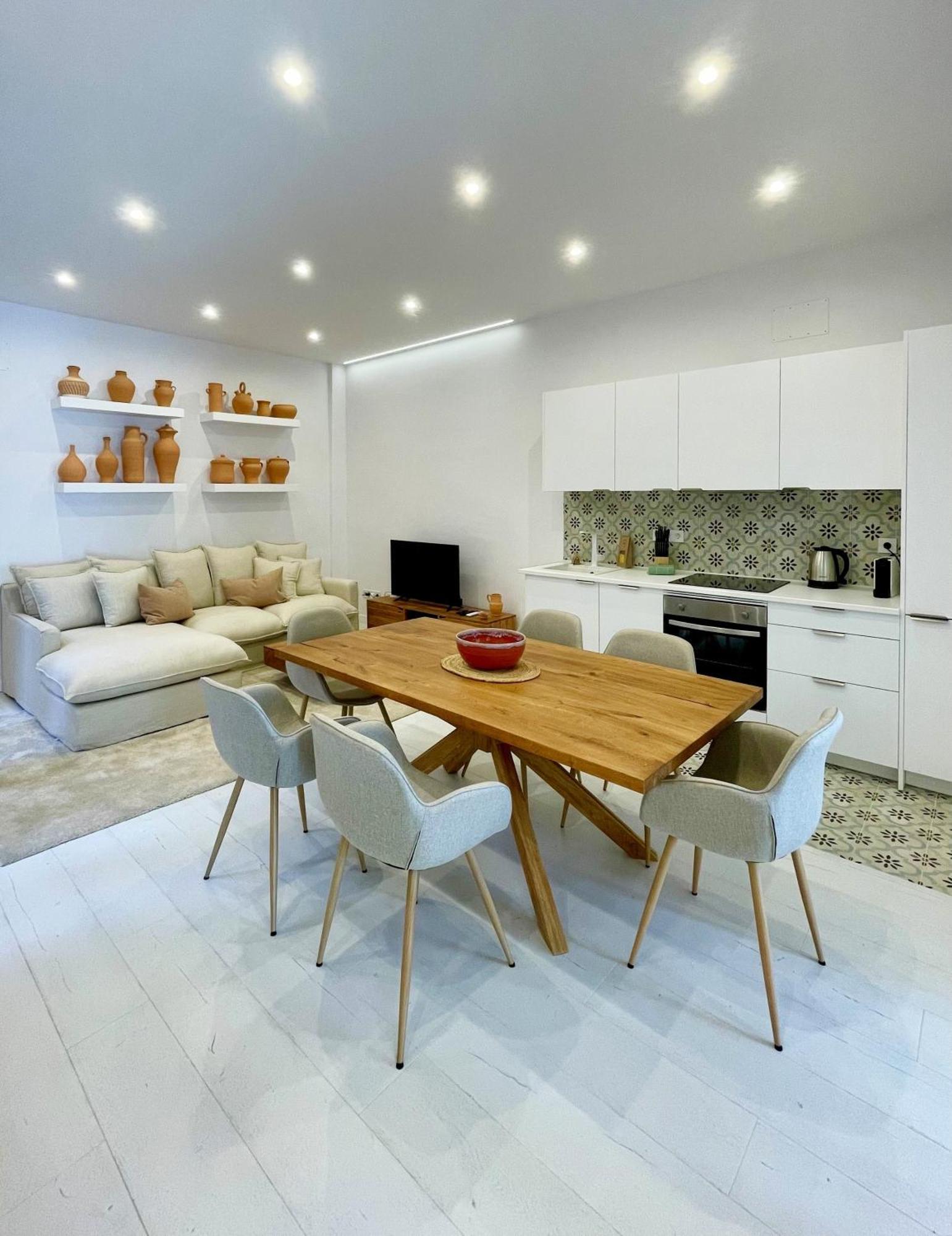 Piso Familiar Con Tres Habitaciones En La Goleta Малага Екстер'єр фото
